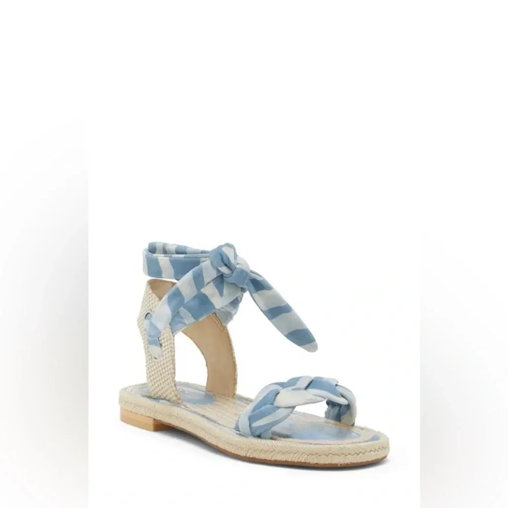 Vince Camuto Kastela Leather Lace-up Sandal In Cerulean Blu NWOT